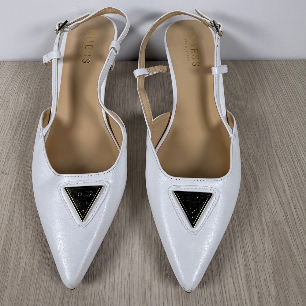 Guess White Pointed Toe Slingback Kitten Heels Logo Plaque Size 8M